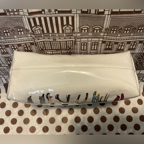 Henri Bendel Bendel Girls Zippered Bag - Picture 7 of 12